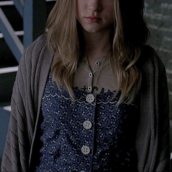 VIOLET HARMON ISO!! - Picture 2 of 2
